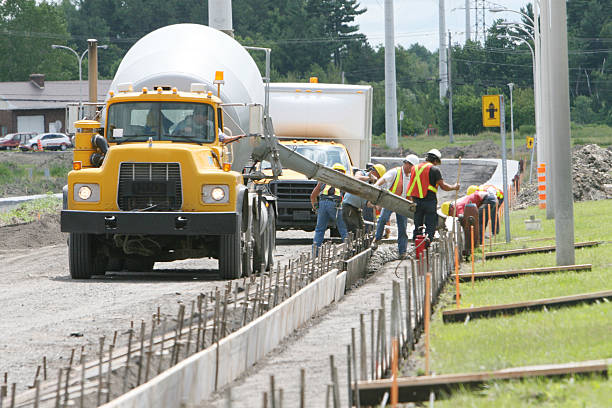 Best Commercial Concrete Contractor  in Woodstock, IL